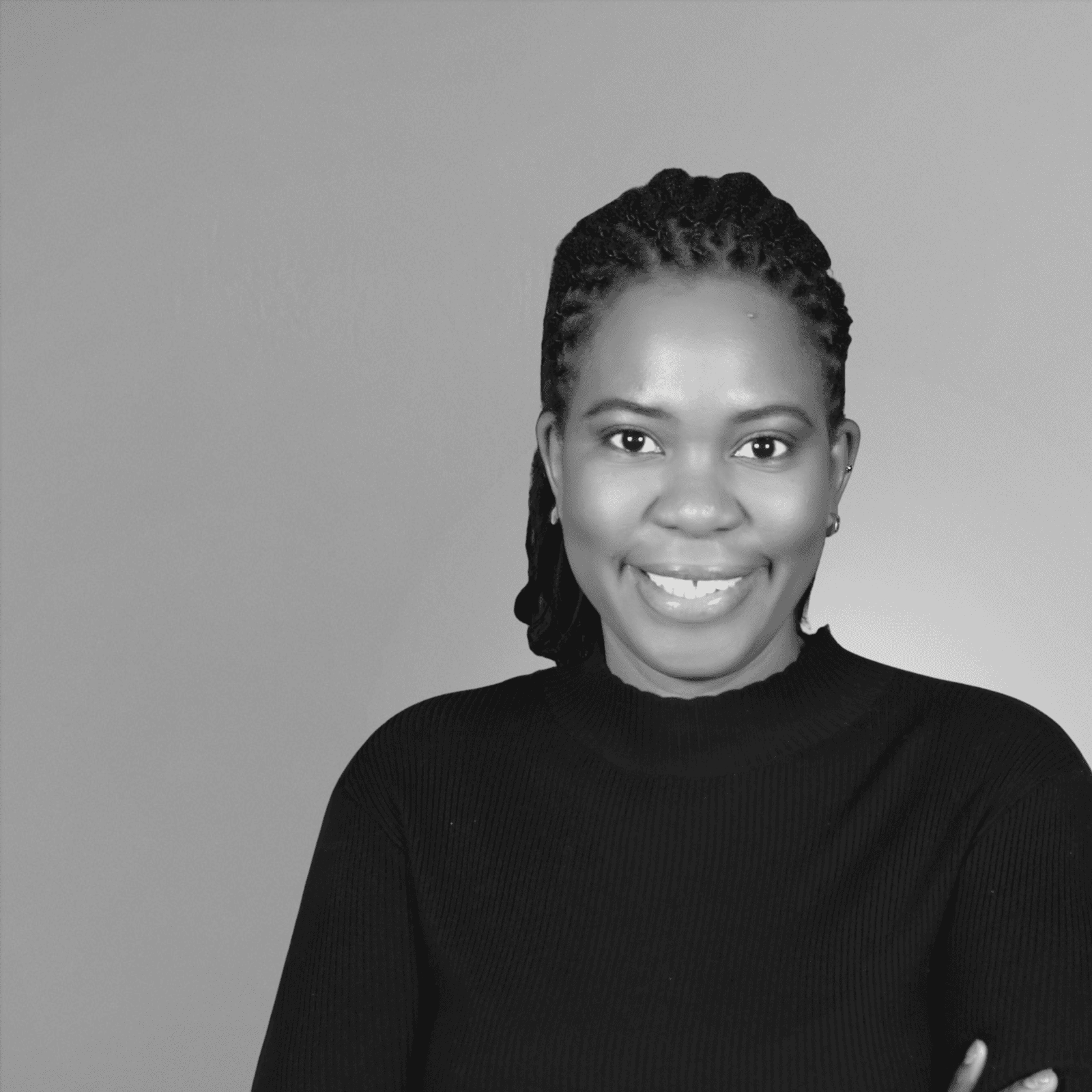 Akilah headshot
