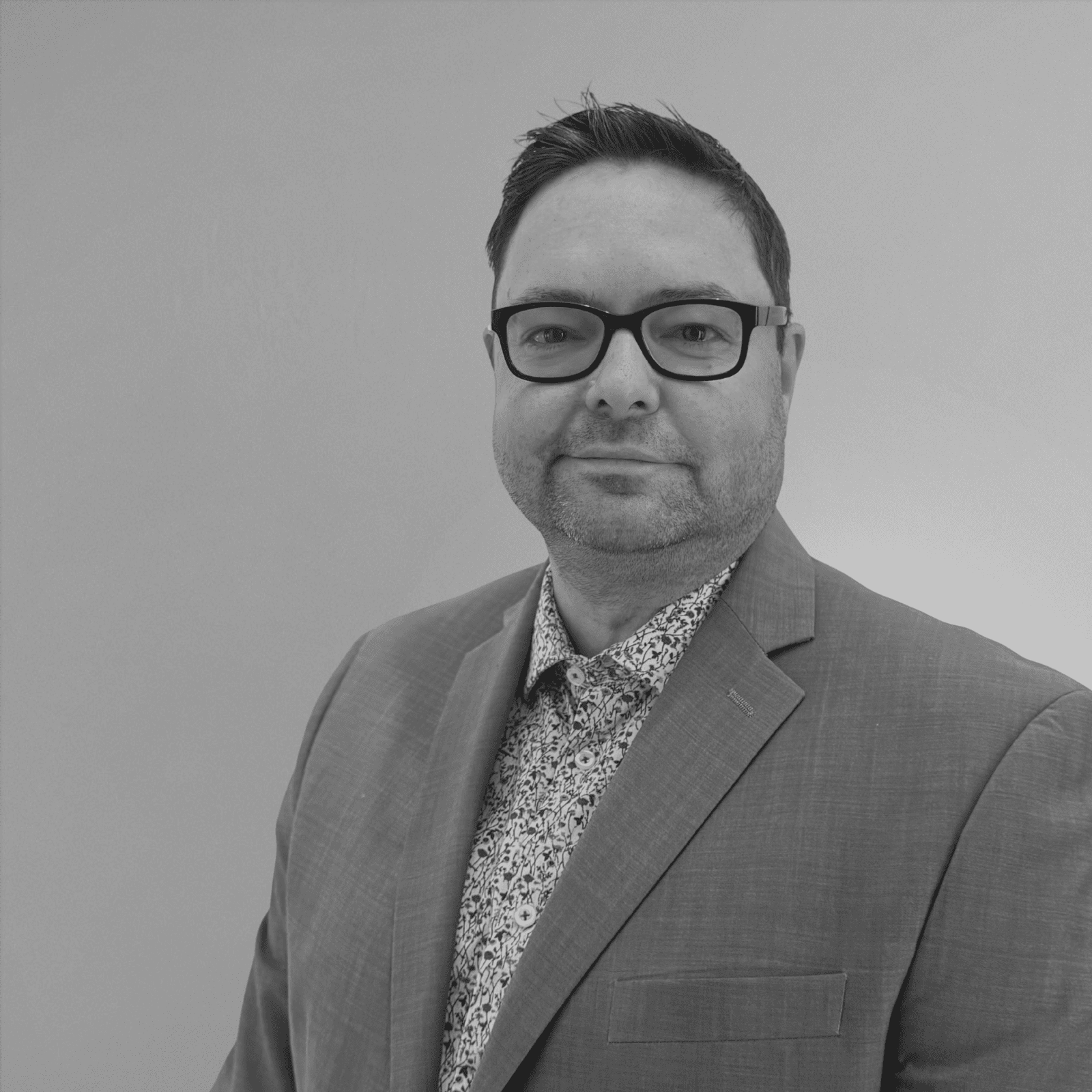 Neale Gillespie headshot