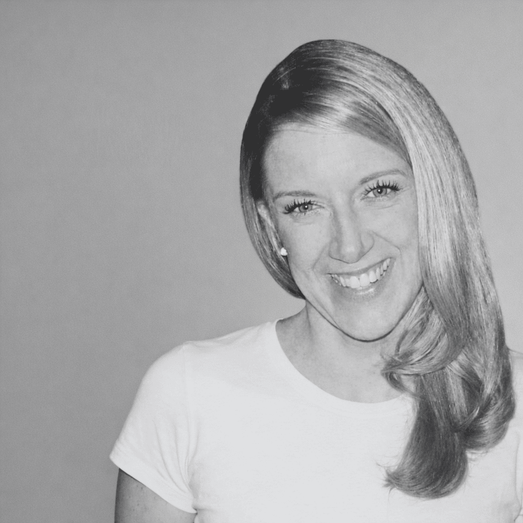 Holly Merrit headshot